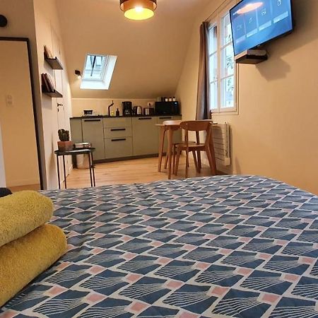 Appartement Studio Prieuré Quimper Exterior foto